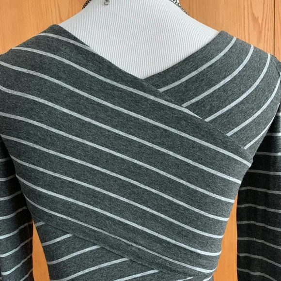 Vince Camuto Striped Bandage Bodycon Dress Petite - Picture 6 of 11